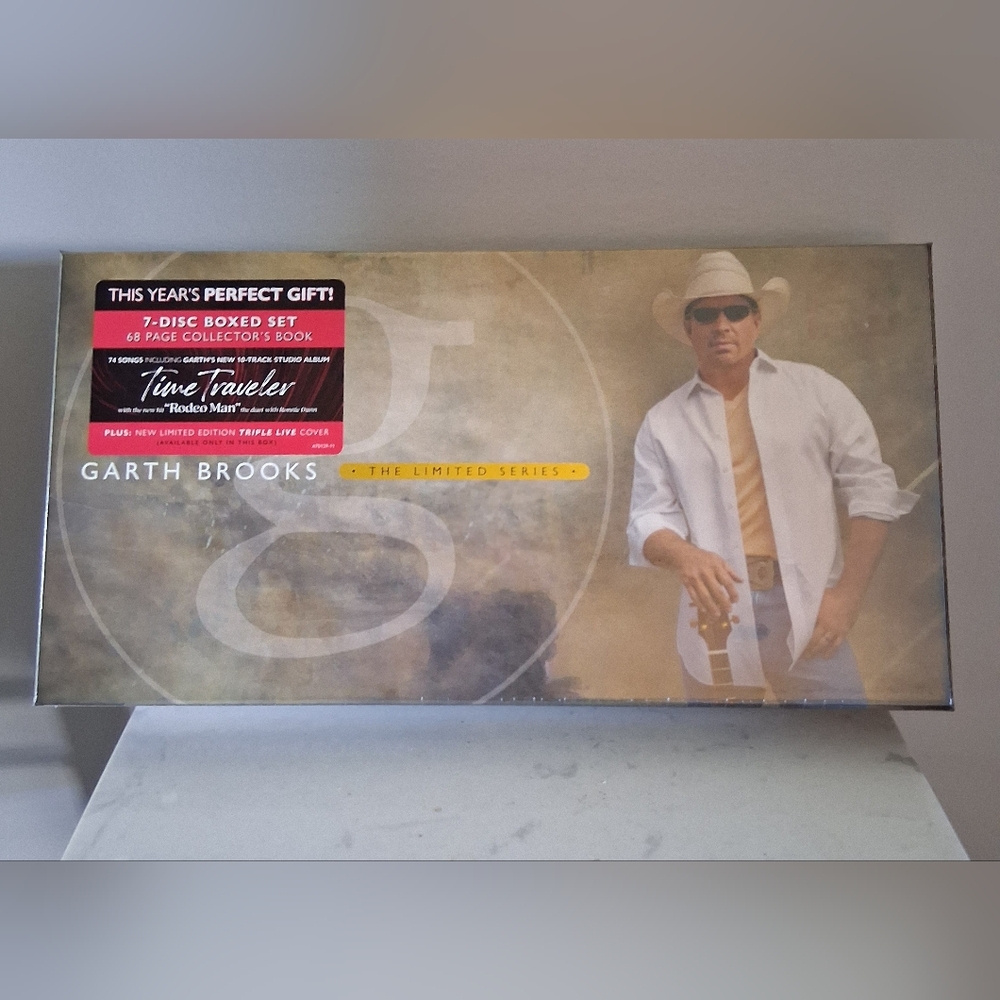 Garth Brooks "The Limited Series" Boxed Gift Set, New In Box